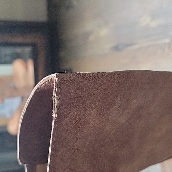 . - Picture 17 of 17